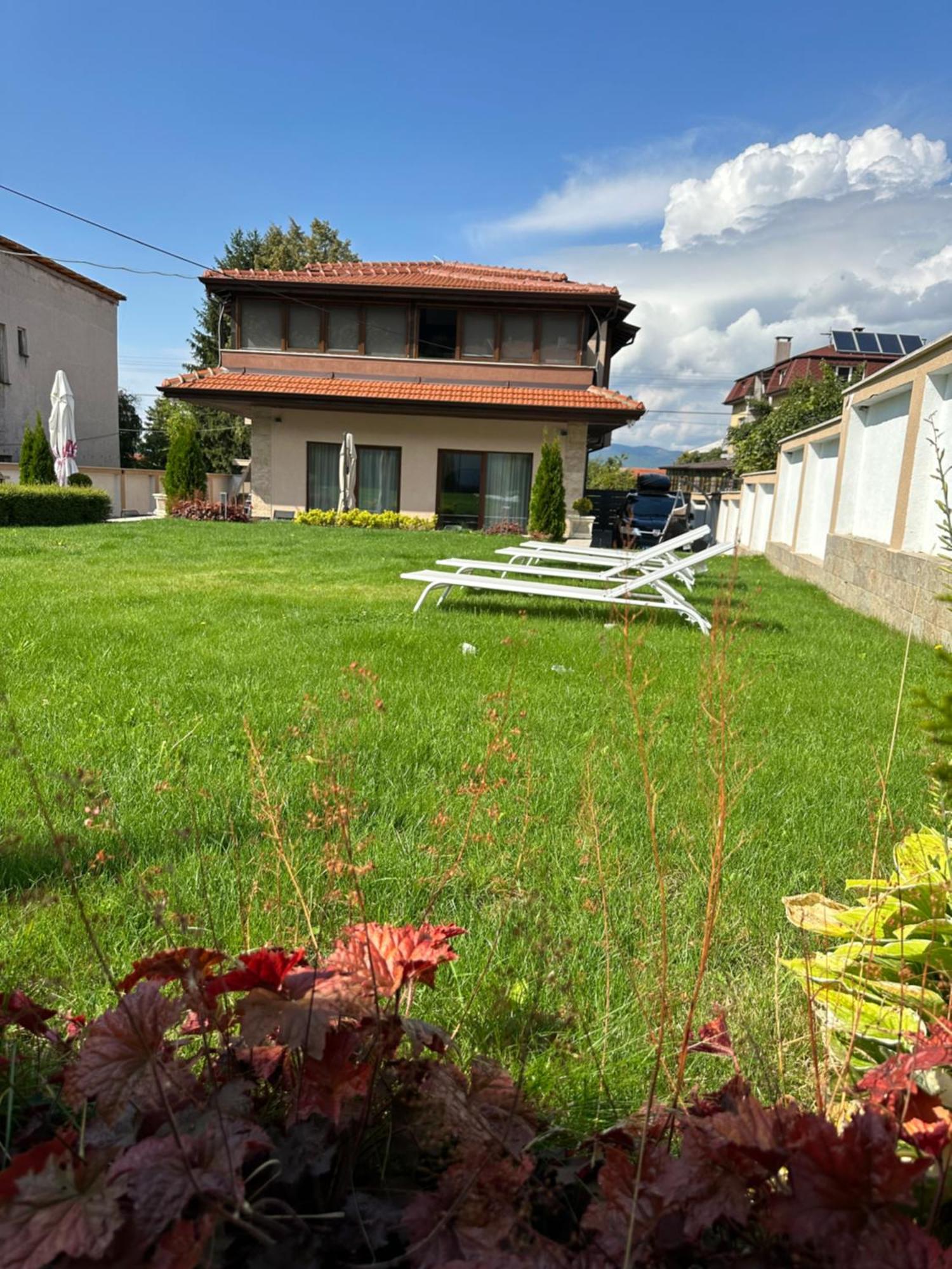 Stella Guesthouse 사파레바바냐 외부 사진
